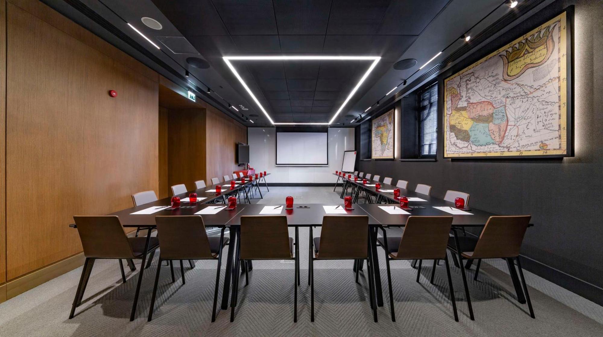 Radisson Red Tbilisi Hotel Kültér fotó