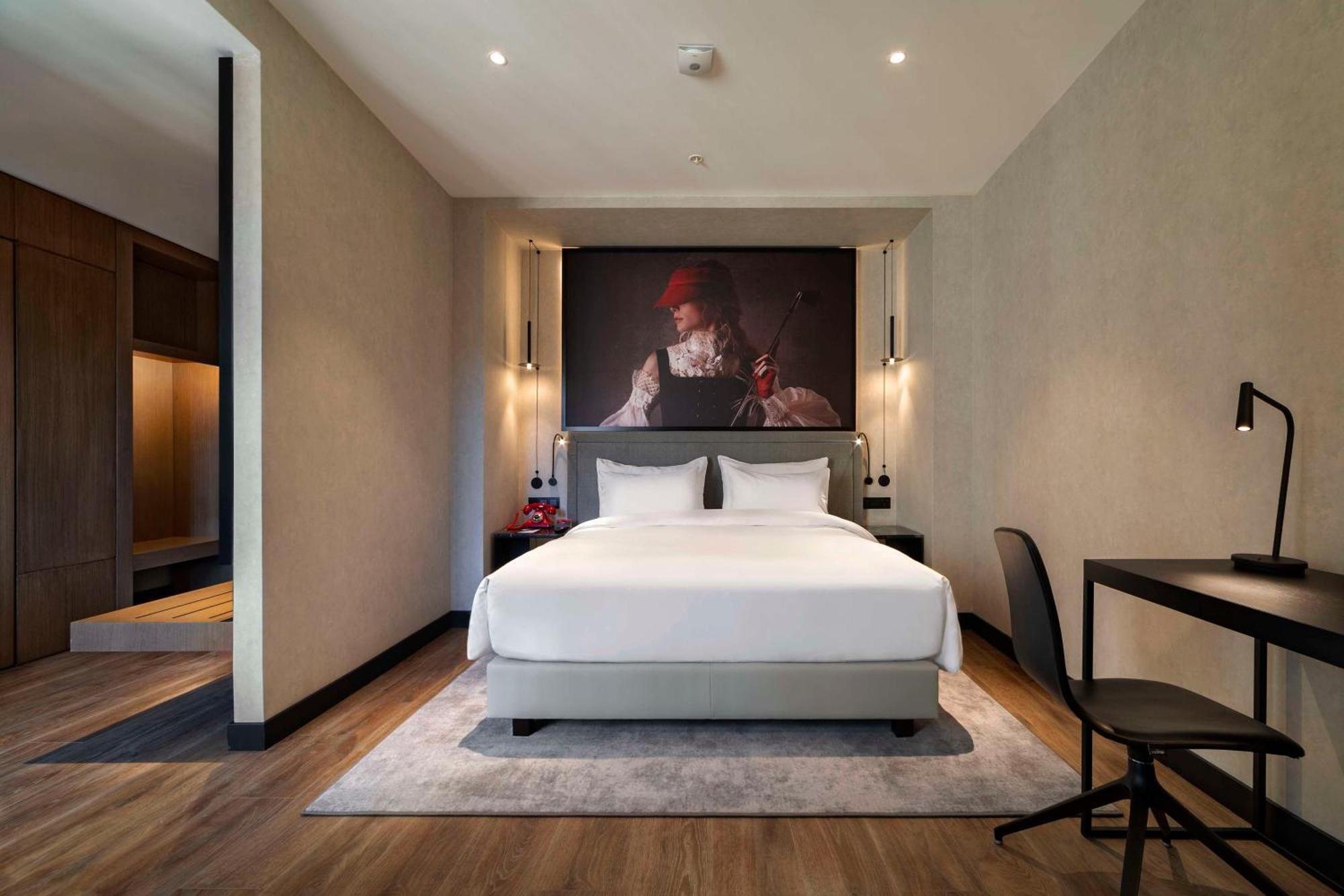 Radisson Red Tbilisi Hotel Kültér fotó