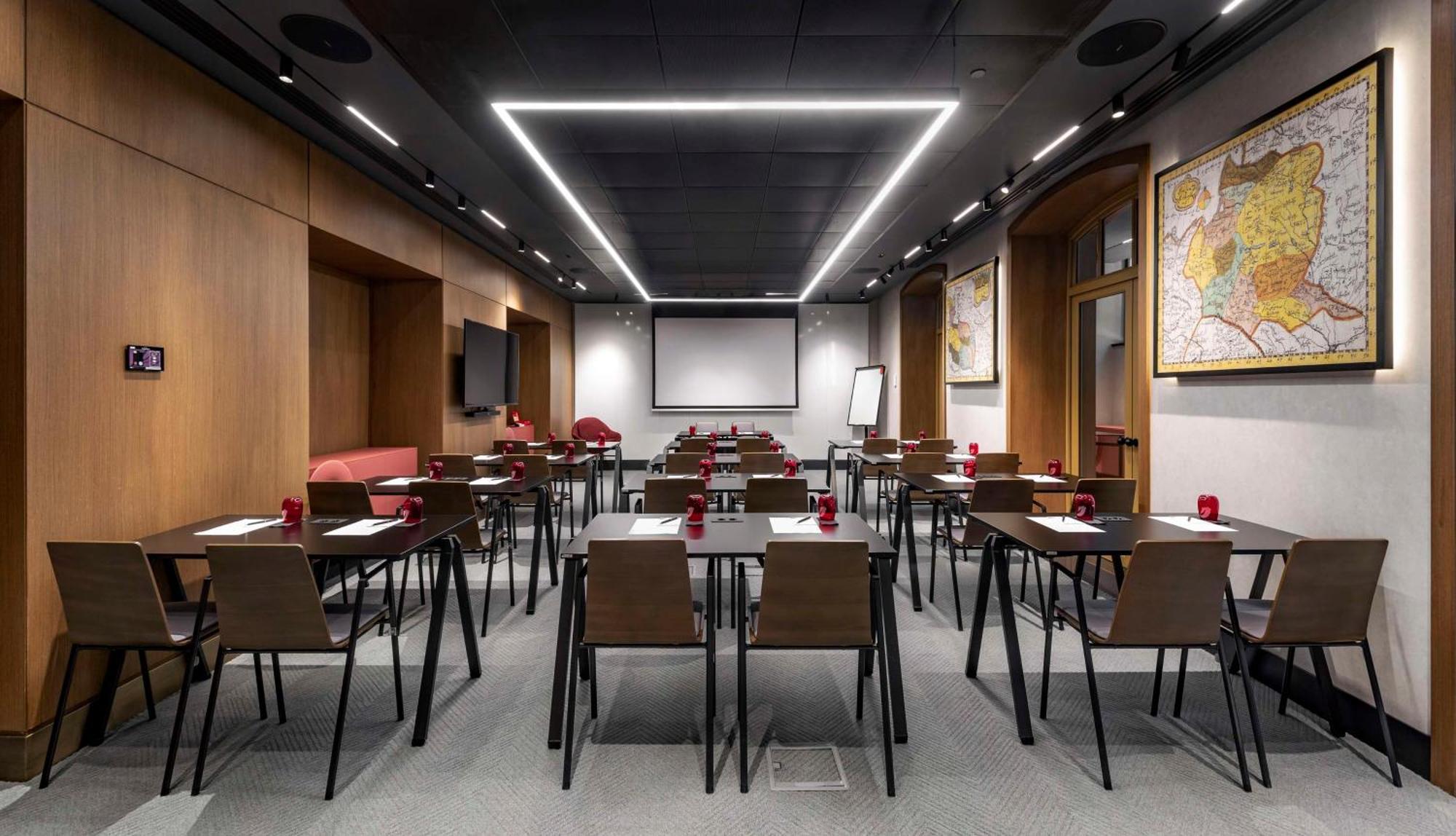 Radisson Red Tbilisi Hotel Kültér fotó