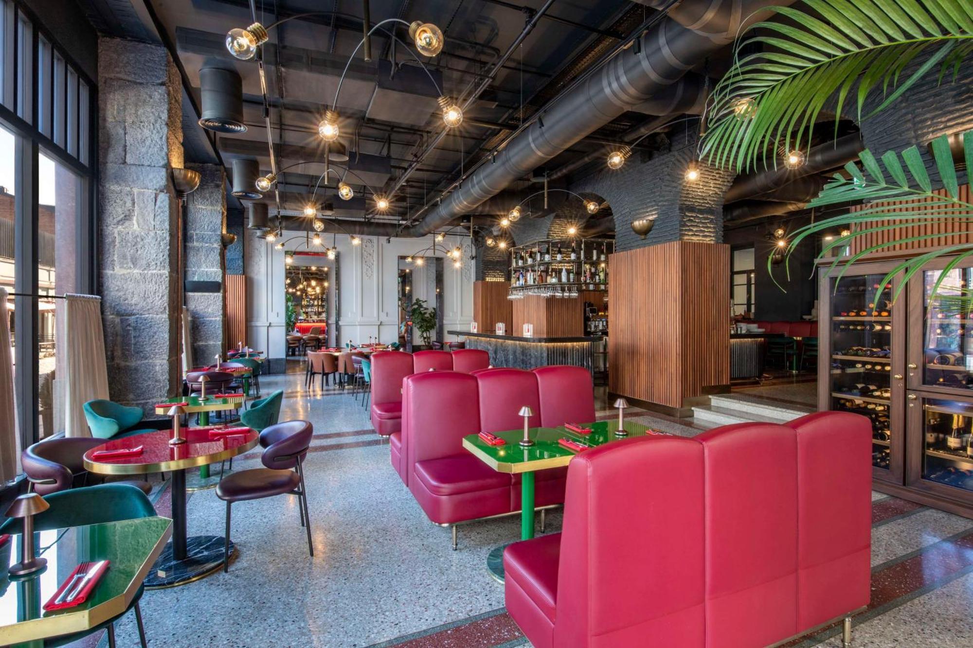 Radisson Red Tbilisi Hotel Kültér fotó