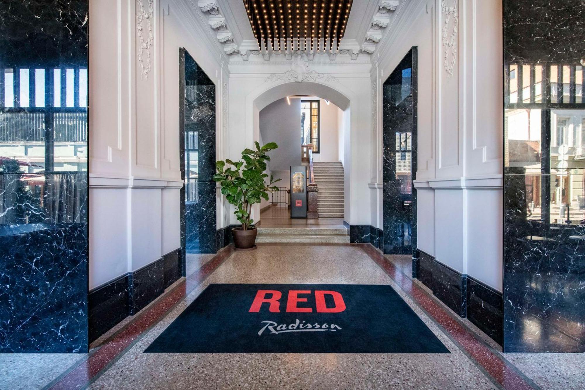 Radisson Red Tbilisi Hotel Kültér fotó
